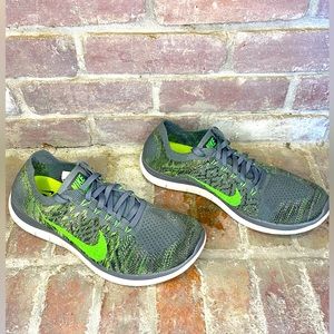 Nike Free Flyknit 4.0 Women’s 9.5